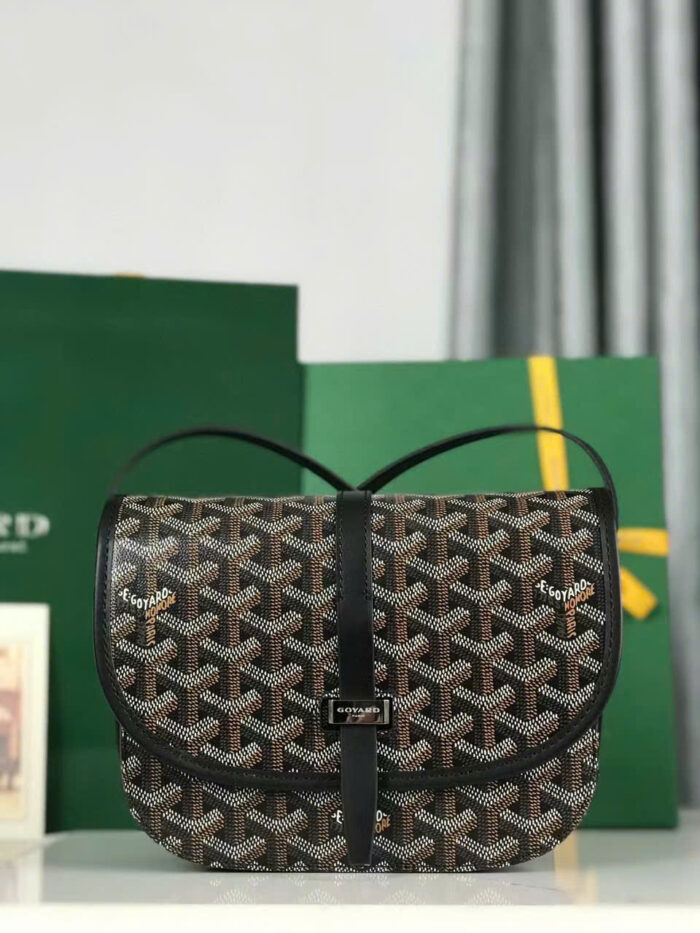 Goyard Belvédère Shoulder Bags