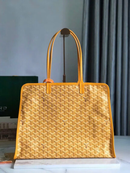 Goyard Hardy Tote Bags