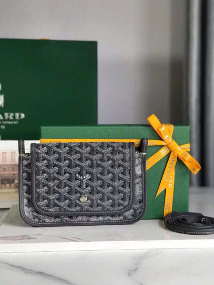 Goyard Saint Louis Plumet