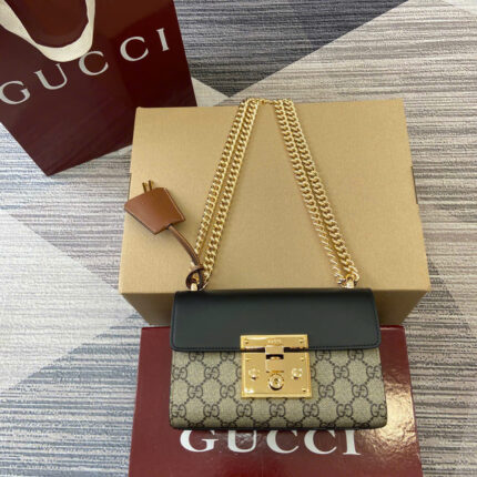 Gucci GG Supreme Padlock