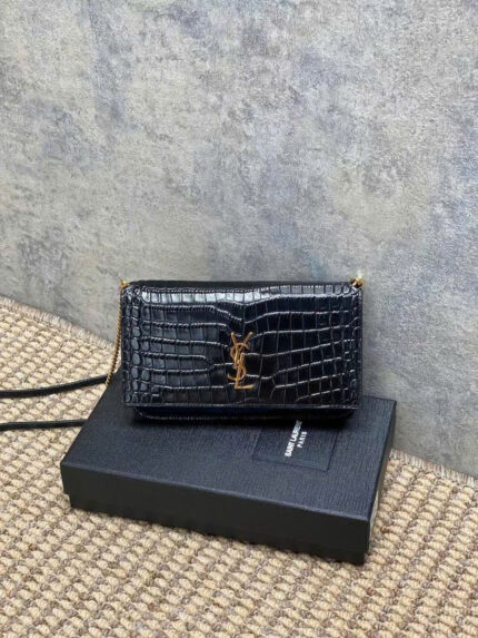 Saint Laurent YSL Clutch