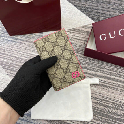 Gucci GG Supreme Wallet