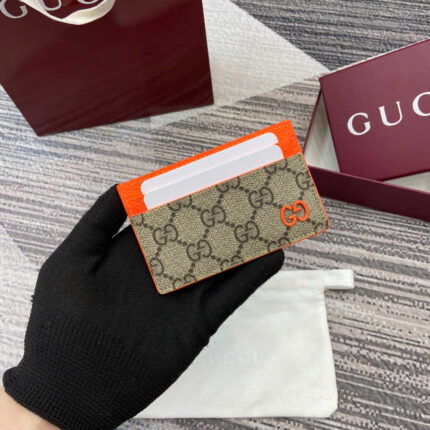 Gucci GG Supreme Zip Cards