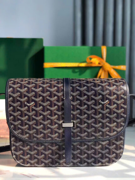 Goyard Belvédère Shoulder Bags