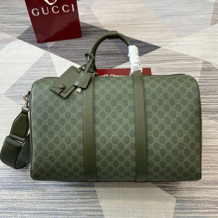 Gucci GG Supreme Savoy